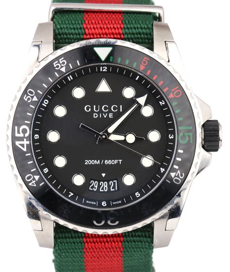 gucci dive watch 136.2.